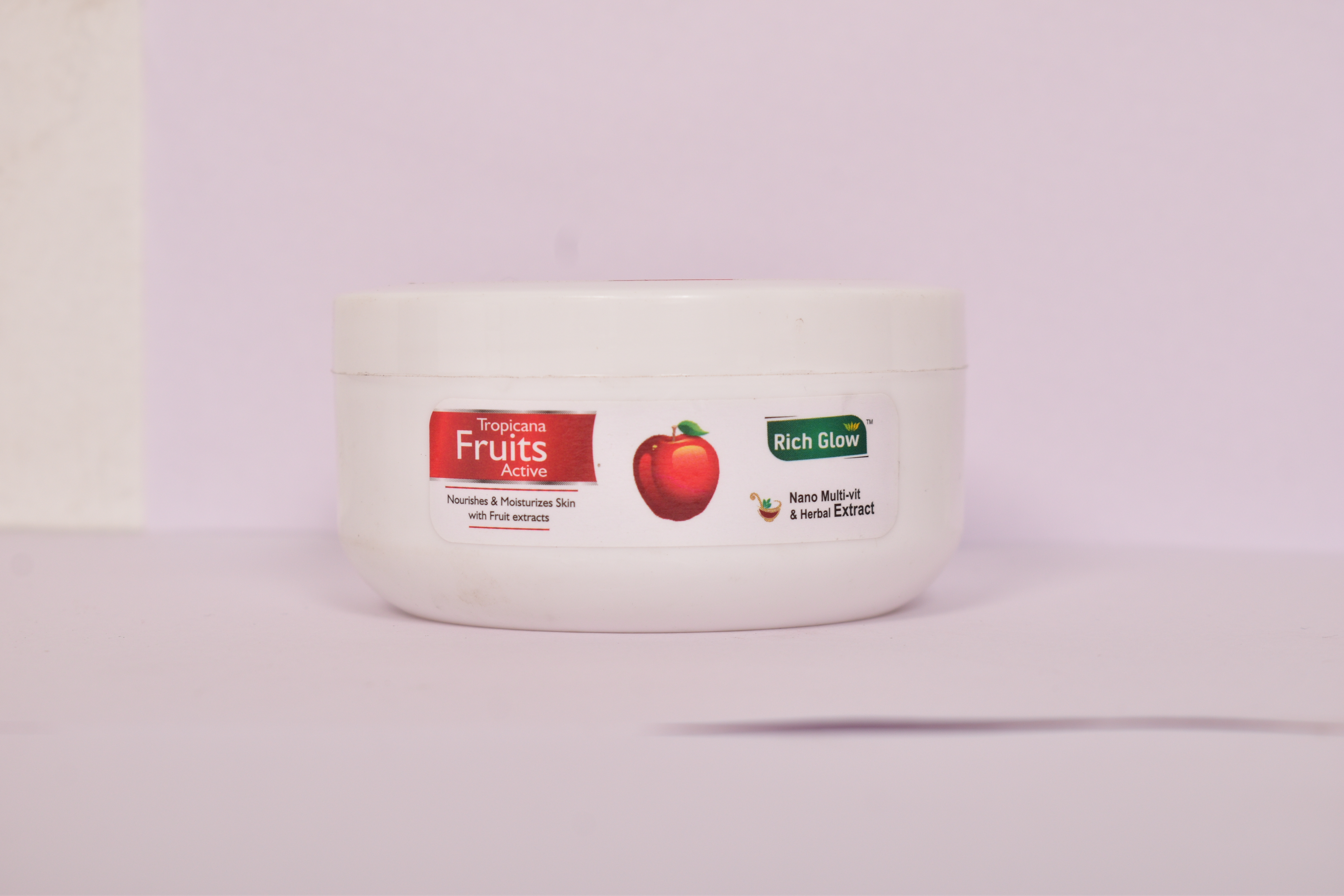 Thunder Cool Lemon Talc